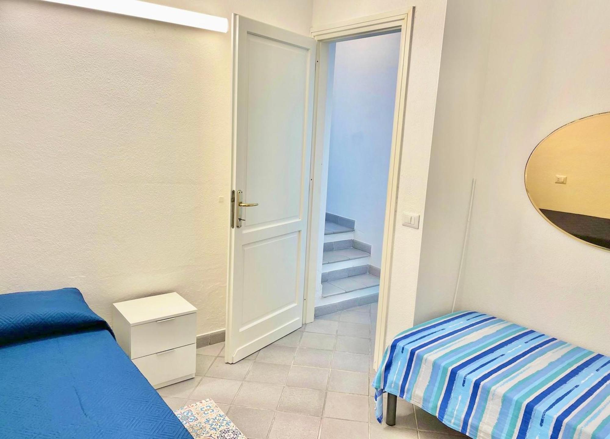 Iss Travel, Panoramic Sea View Ticino - 1 Bedroom Apartments 1,5 Km From The Beach Сан-Теодоро Экстерьер фото